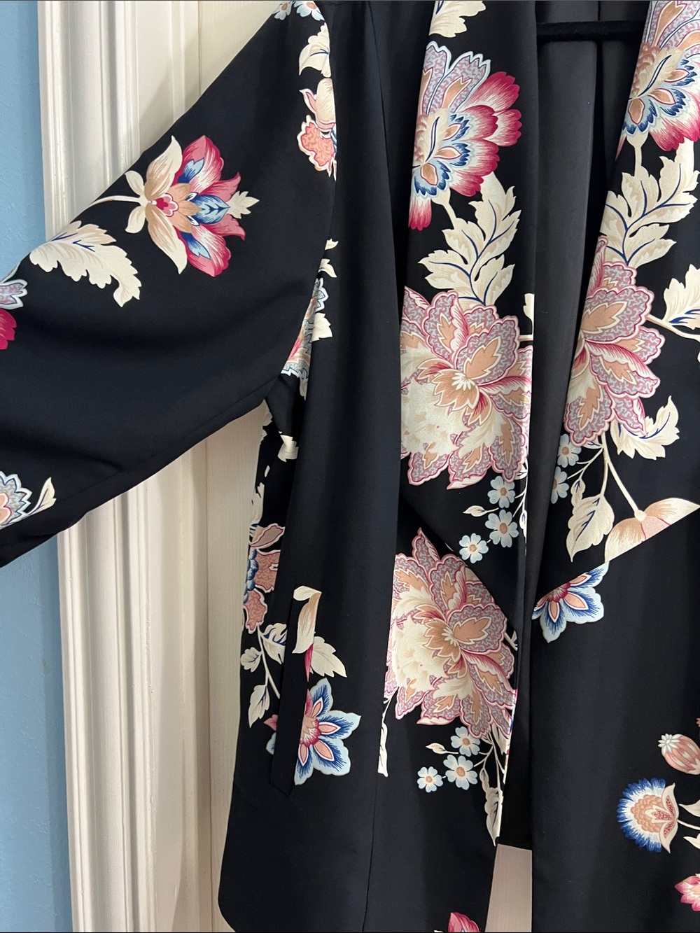 Chico's Black Floral Open Drape Blazer - Picture 4 of 8